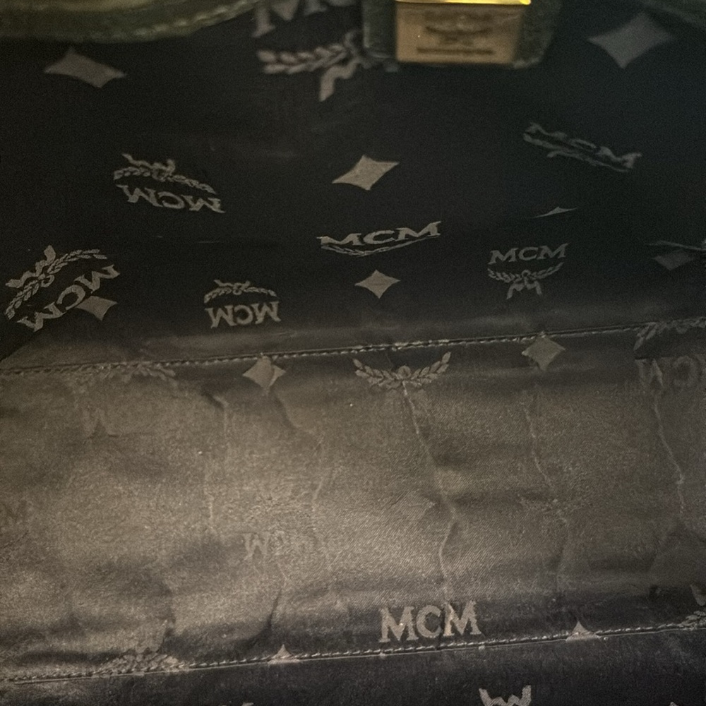 MCM Document/Office/Hand or Shoulder Bag~Navy~EUC!!!!! - Picture 8 of 16